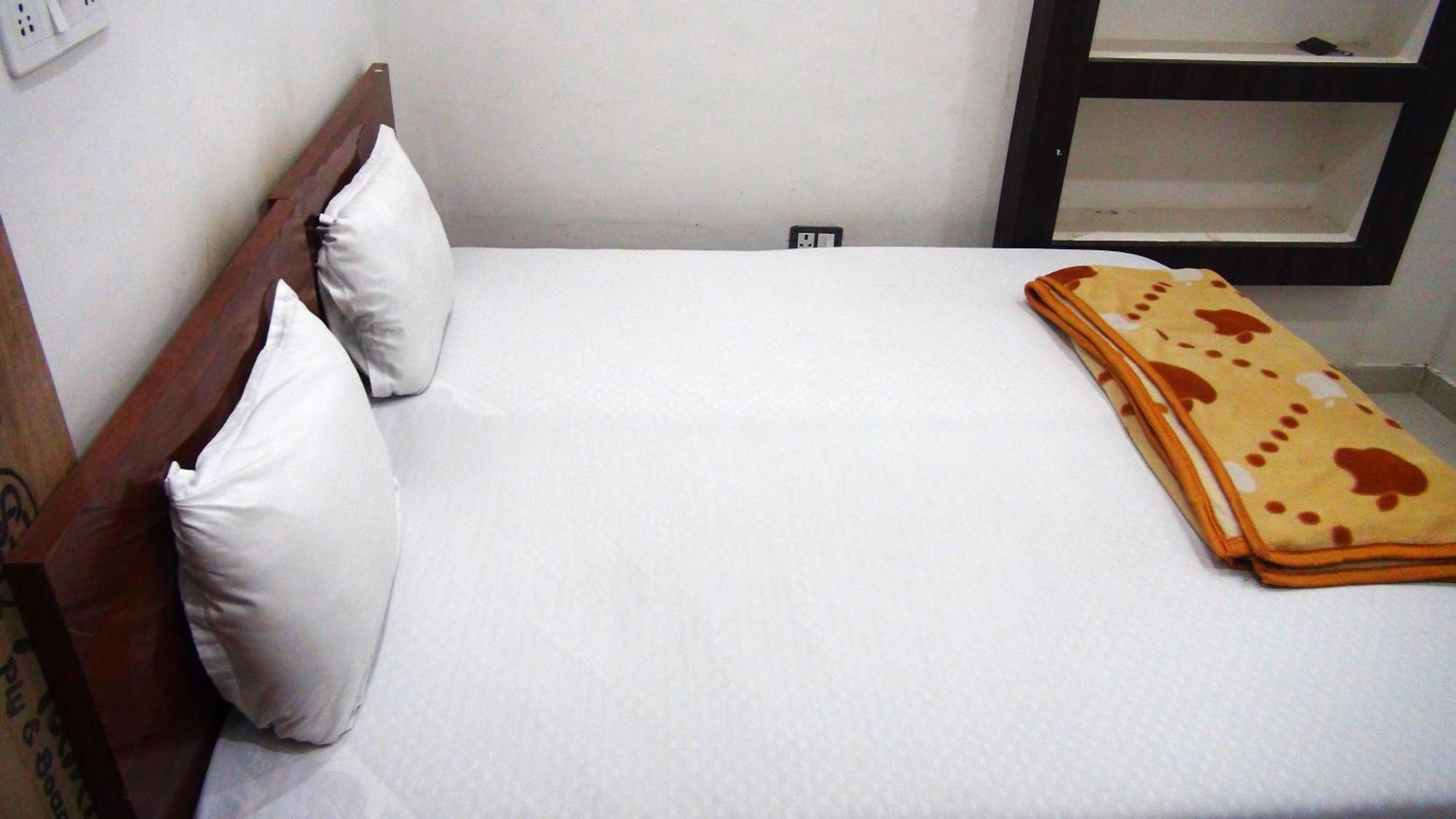 Khajuraho Hostel ภายนอก รูปภาพ