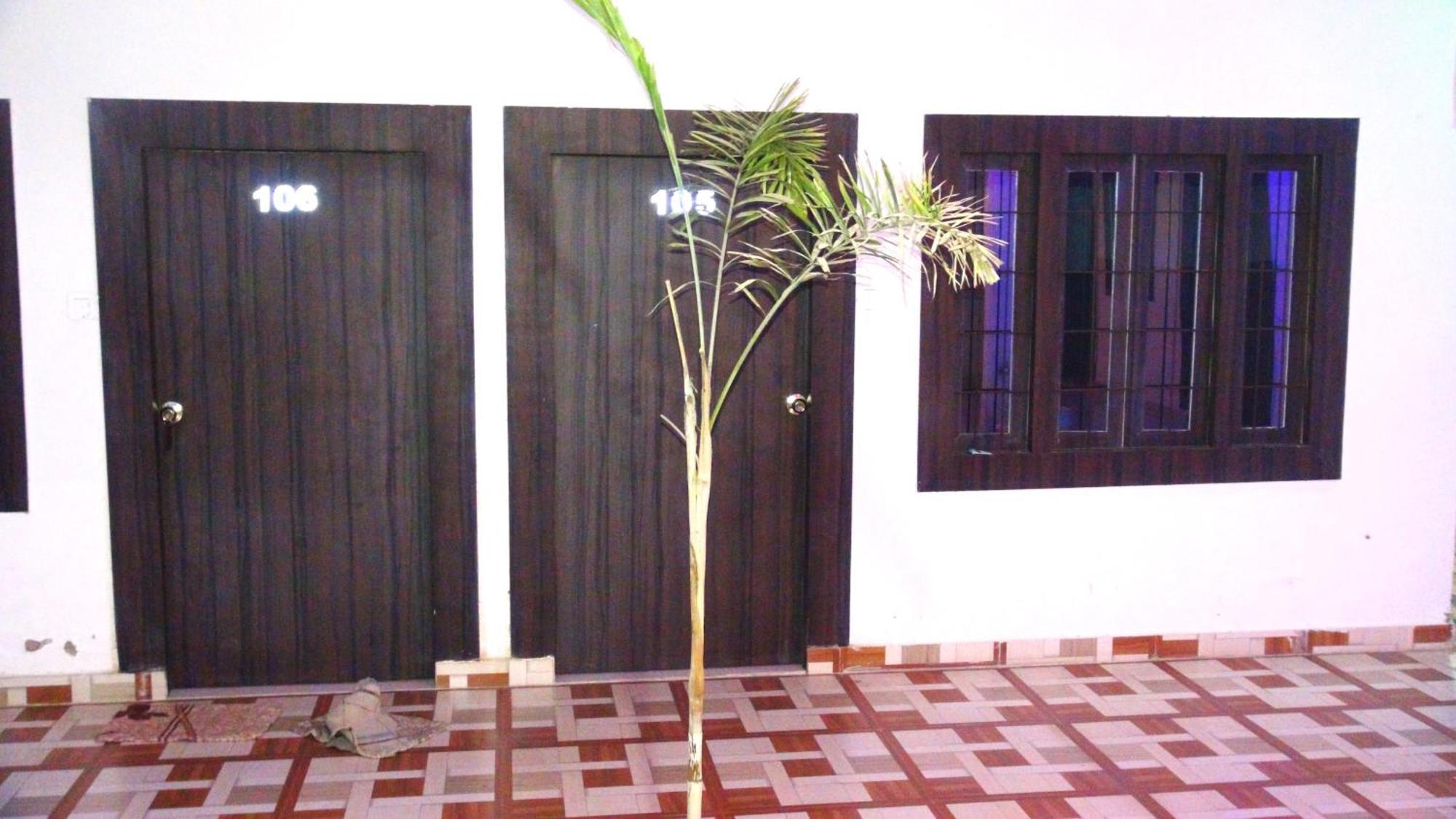 Khajuraho Hostel ภายนอก รูปภาพ